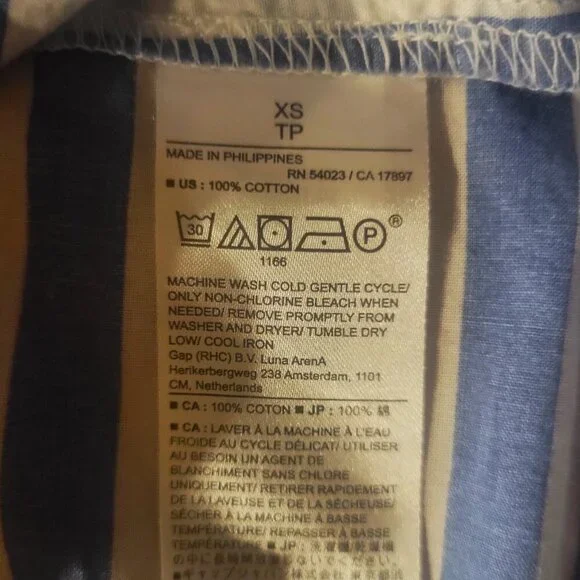 Banana Republic Women's Multi-Directional Blue/White Striped Cropped - Size XS - Picture 8 of 10